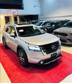 نیسان پاسفایندەر